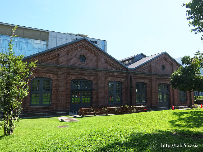 赤レンガ図書館（東京都北区中央図書館）／Red brick library (Kita-ku, Tokyo Central Library)