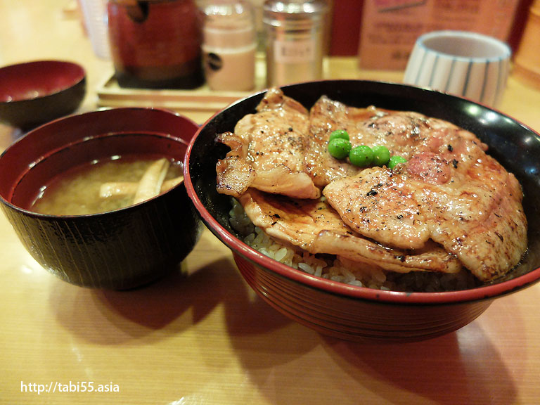 帯広名物「豚丼」／Butadon