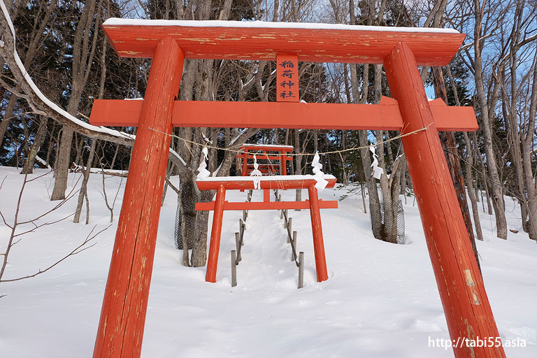稲荷神社＠冬の阿寒湖温泉（北海道）