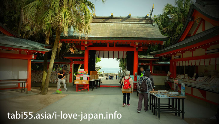 青島神社！亜熱帯の樹木に守られた元宮も必見！