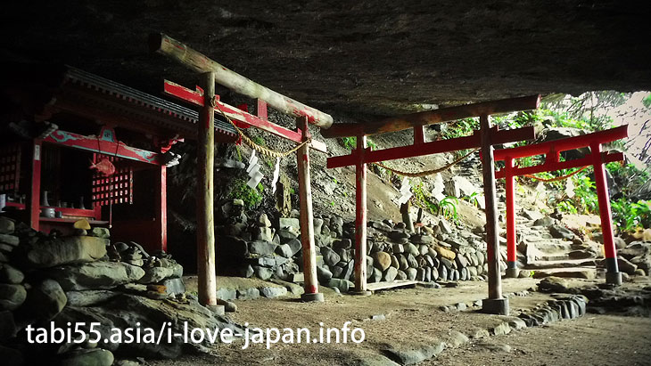 波切神社へ山道をトレッキング♪