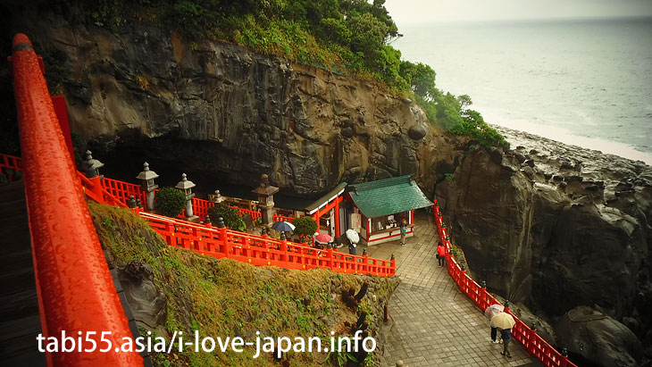 Udo shrine is famous, but let's visit a Namikiri shrine