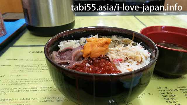 函館朝市で朝ご飯！きくよ食堂の海珍丼