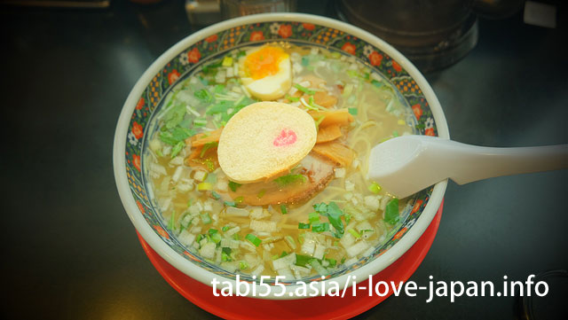 麺厨房あじさい本店で、味彩塩拉麺