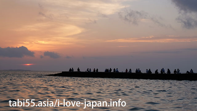 竹富島宿泊者限定！西桟橋近くから見る夕焼け