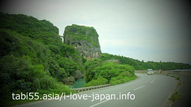 伊良部大橋のビューポイントかも？の砂浜