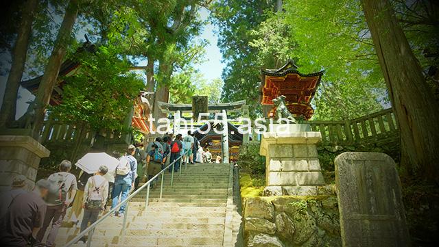登山の目的地！三峯神社を参拝