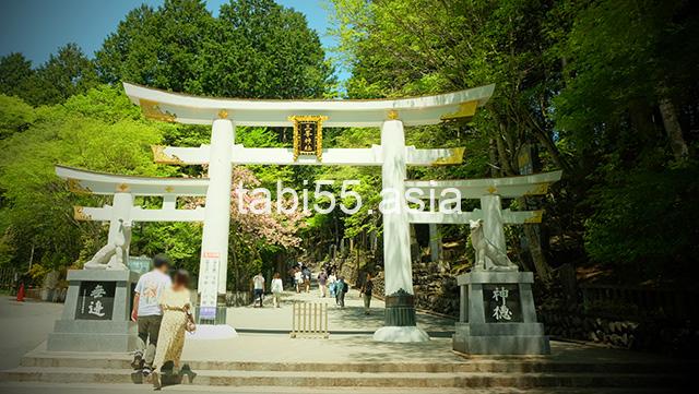 登山の目的地！三峯神社を参拝